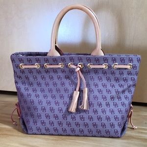 Dooney and Bourke Bag